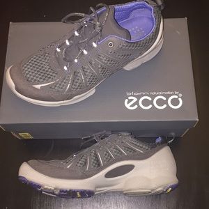 Ecco tennis sneakers Gray/Blue insoles. 7-71/2